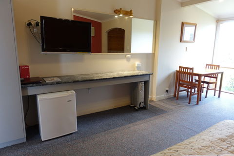 Coal Creek Motel - Mackay Tourism 5
