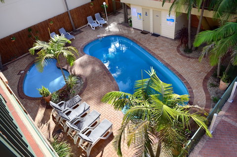 Terralong Terrace Apartments - Mackay Tourism 3