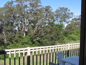 Lookout Holiday Units - Mackay Tourism 2