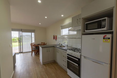 Gum Tree Caravan Park - Mackay Tourism 7