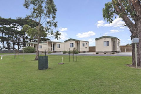 Gum Tree Caravan Park - Mackay Tourism 1