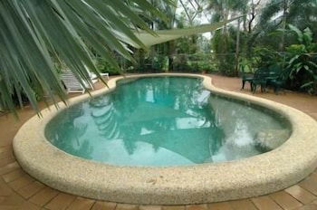 Hibiscus Lodge Bed & Breakfast - Mackay Tourism 0