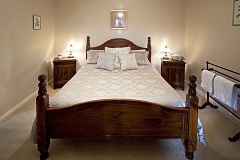 Trinity Cottage - Mackay Tourism 4
