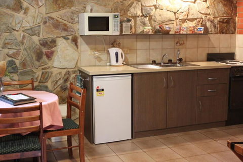 Langmeil Cottages - Mackay Tourism 6
