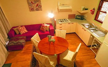 Barrington Wilderness Cedar Lodge Accommodation - Mackay Tourism 6