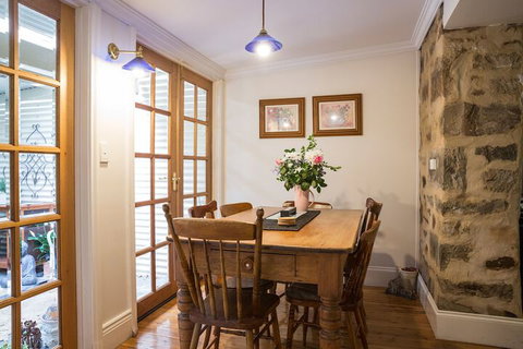 Wishing Well Cottage - Mackay Tourism 4