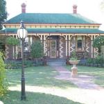 Tara House Bed & Breakfast - Mackay Tourism 0