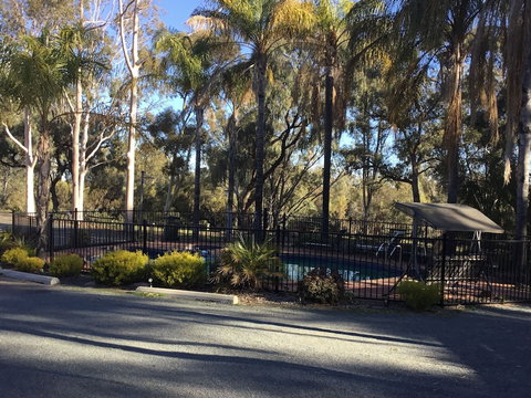 Two Rivers Motel - Mackay Tourism 5