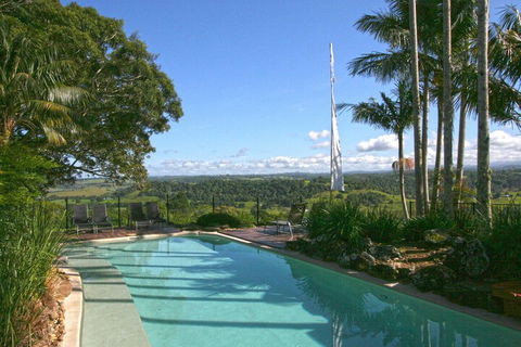 Byron Hinterland Villas - Mackay Tourism 4