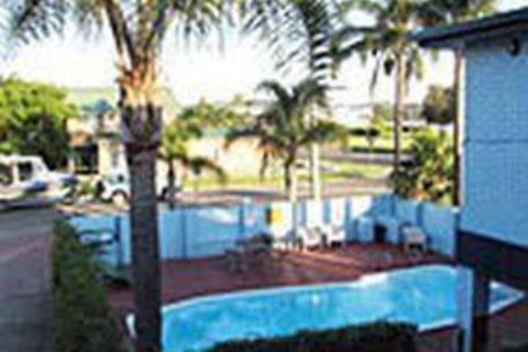 Bayside Motel - Mackay Tourism 1