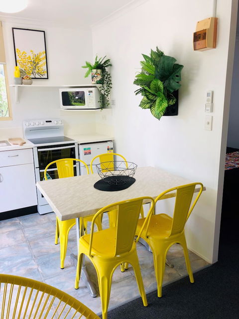Maroochy River Resort Bungalows - Mackay Tourism 2