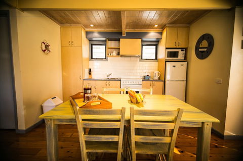 Rayville Boat Houses - Mackay Tourism 3