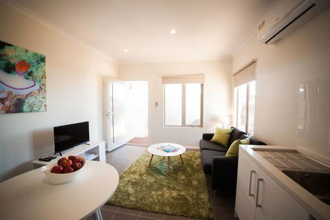 Exmouth Escape Resort - Mackay Tourism 7