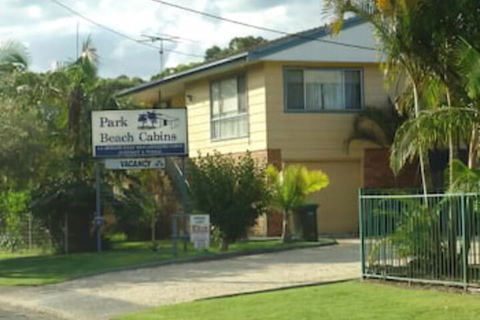 Park Beach Cabins - Mackay Tourism 3