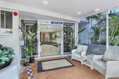 Beachside Resort - Kawana Waters - Mackay Tourism 0