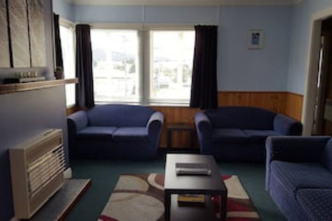 Hobart Cabins And Cottages - Mackay Tourism 0