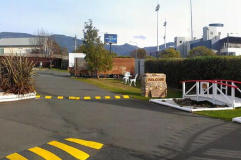 Hobart Cabins And Cottages - Mackay Tourism 1