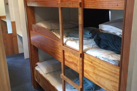 Hobart Cabins And Cottages - Mackay Tourism 4