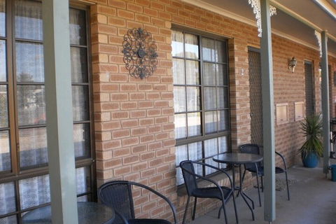 Arcadia Motor Inn - Mackay Tourism 2