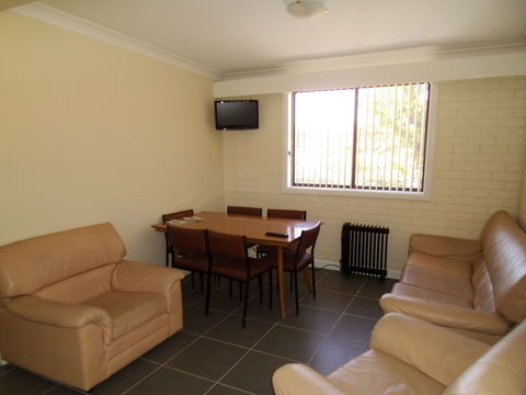 Swiss Motel - Mackay Tourism 4