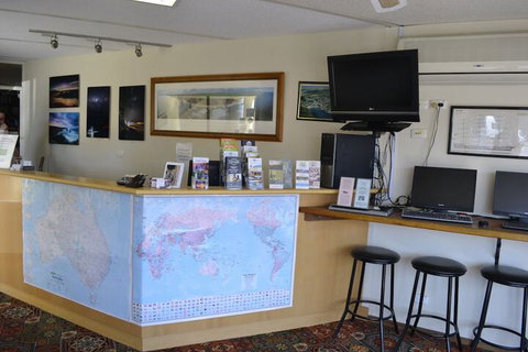 Loch Ard Motor Inn - Mackay Tourism 6