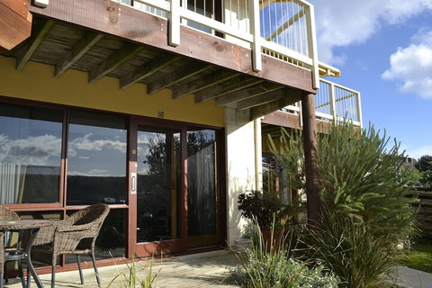 Loch Ard Motor Inn - Mackay Tourism 5