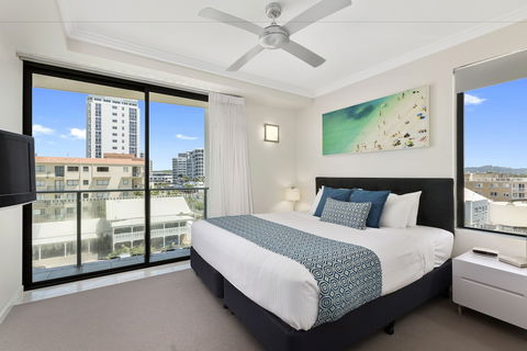 Beach On Sixth - Mackay Tourism 5