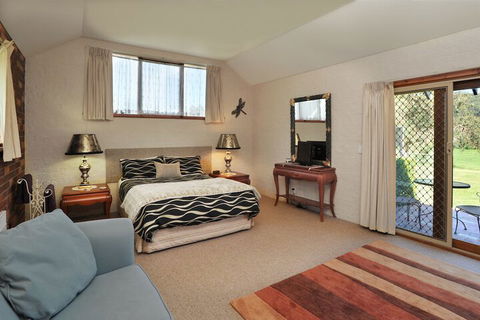 Langbrook Estate Cottages - Mackay Tourism 6