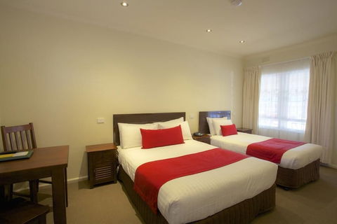 Amaroo Motel - Mackay Tourism 4