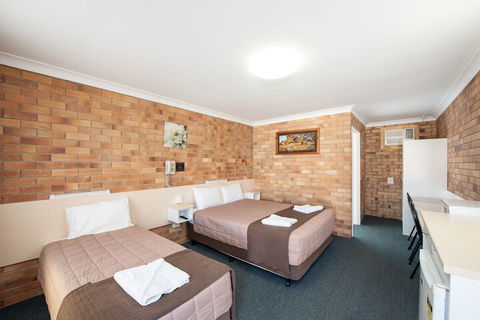 Buckaroo Motor Inn - Mackay Tourism 5