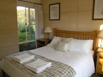 Big Brook Cottages - Mackay Tourism 1