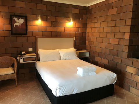 Malanda Lodge Motel - Mackay Tourism 5