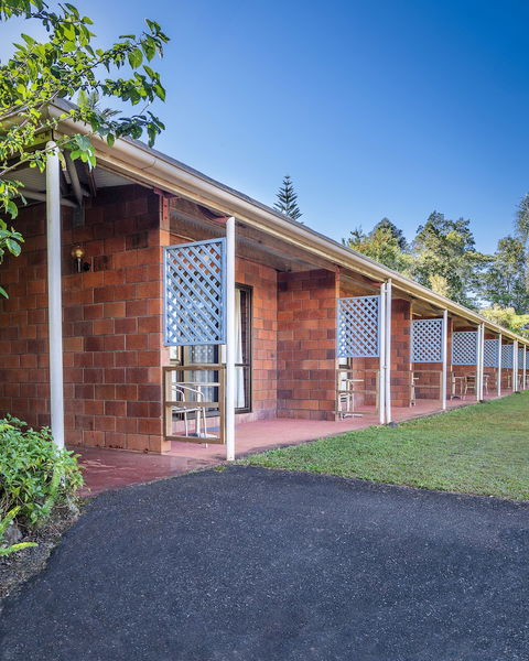 Malanda Lodge Motel - Mackay Tourism 0