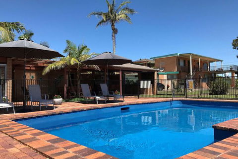Haven Waters Motel & Apartments - Mackay Tourism 2