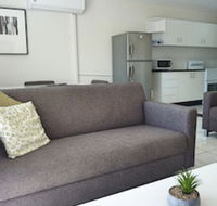 Jadran Motel  El Jays Holiday Lodge - Mackay Tourism