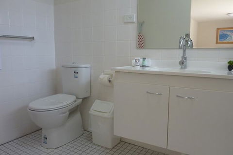 Jadran Motel & El Jays Holiday Lodge - Mackay Tourism 5
