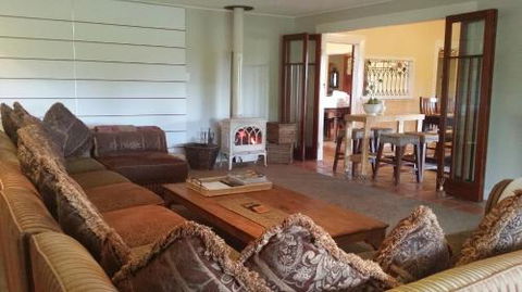 At Remingtons Private Cottages & Lodge - Mackay Tourism 6