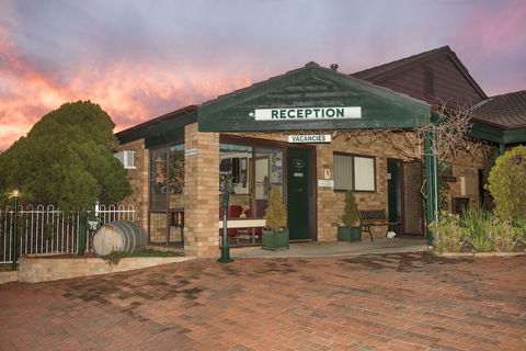 Ningana Motel - Mackay Tourism 0