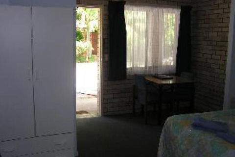 Sapphire Motel Coffs Harbour - Mackay Tourism 0
