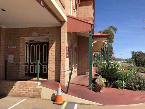 Heritage Motor Inn Goulburn - Mackay Tourism 2
