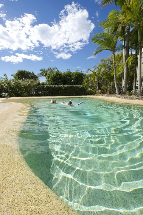 The Retreat Beach Houses - Mackay Tourism 3