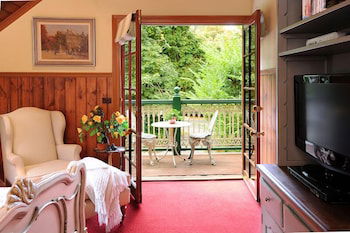 Mary Card's Coach House - Mackay Tourism 5