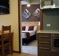 Glenelg Gateway Apartments - Mackay Tourism