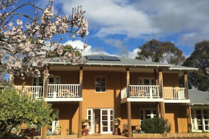 Yallingup Siding WA Mackay Tourism