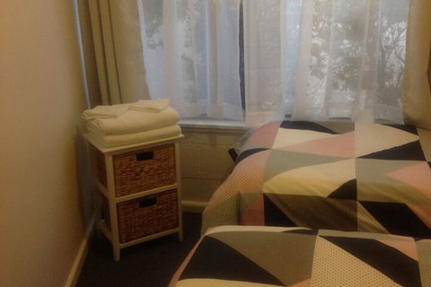 Farnboro Motel - Mackay Tourism 5