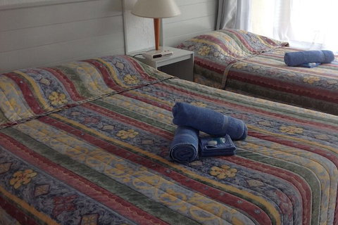 Farnboro Motel - Mackay Tourism 3