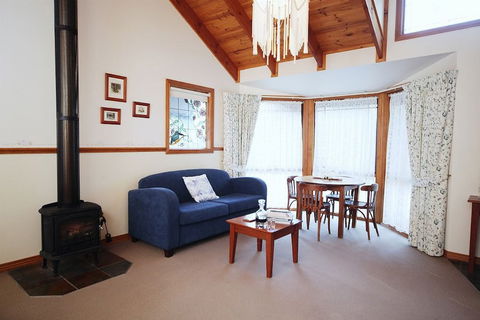 Cottages On Edward - Mackay Tourism 1