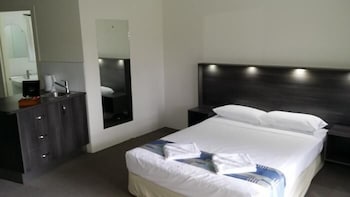 Town & Country Motel - Mackay Tourism 6