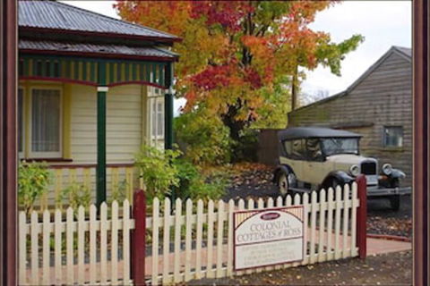 Ross B&B Accommodation - Mackay Tourism 0