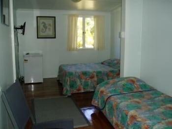 Hillcrest Guest House Cooktown - Mackay Tourism 1